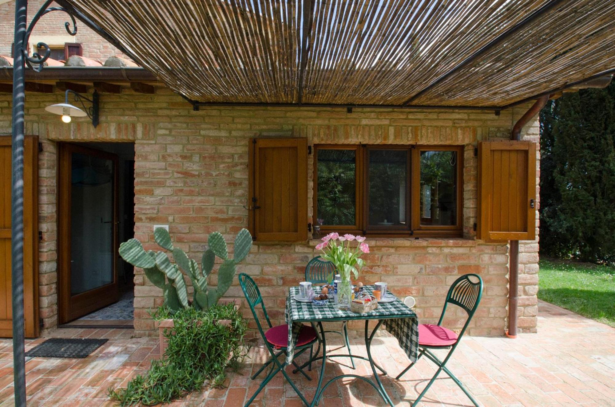 Agriturismo La Casetta Del Sole Villastrada Kültér fotó